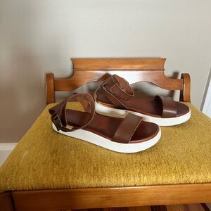 MIA Sandals
Size 9
Brown Leather with white sole